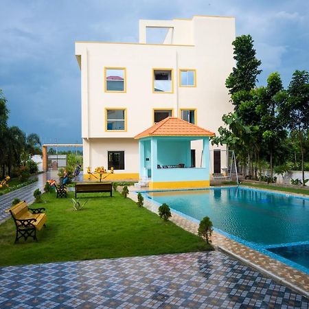 Unique Shantiniketan Hotel Sri Niketan Ngoại thất bức ảnh