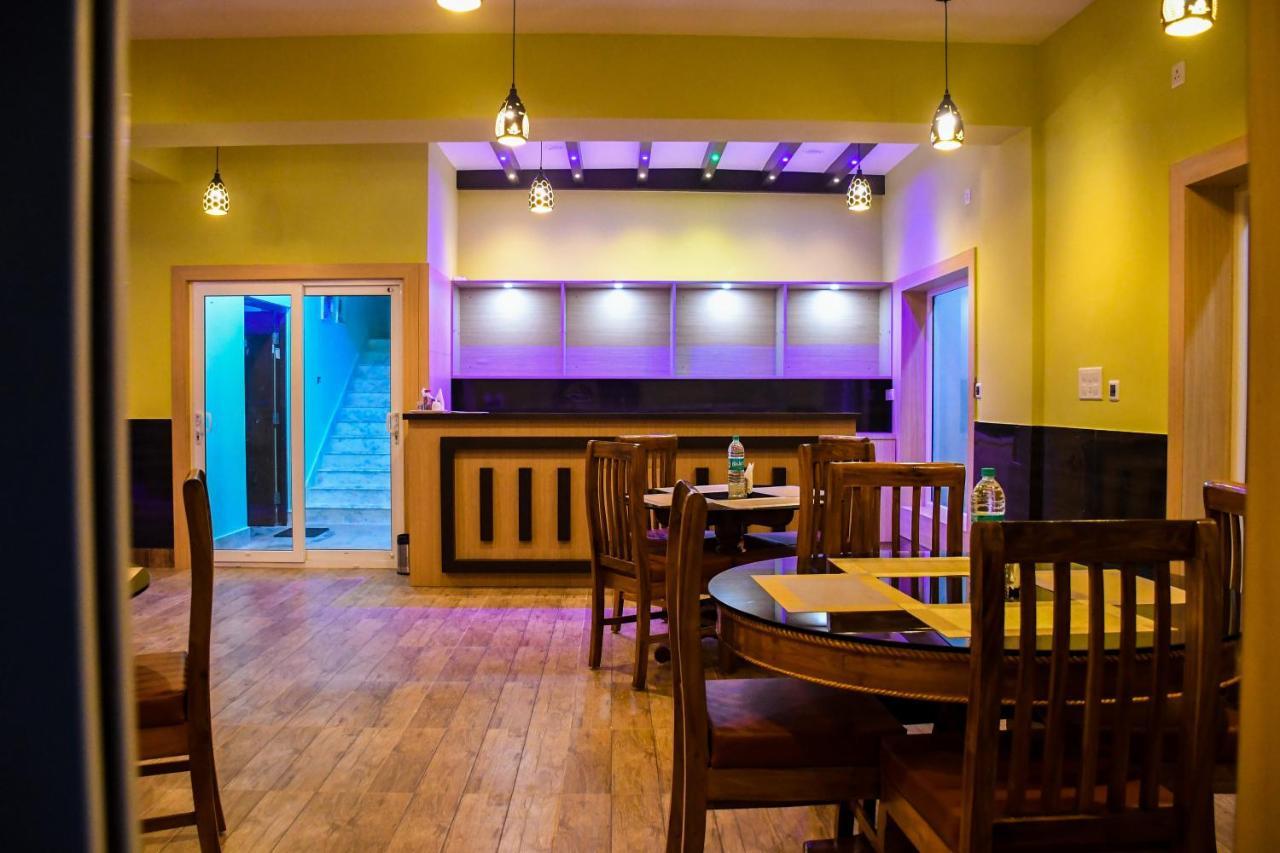 Unique Shantiniketan Hotel Sri Niketan Ngoại thất bức ảnh